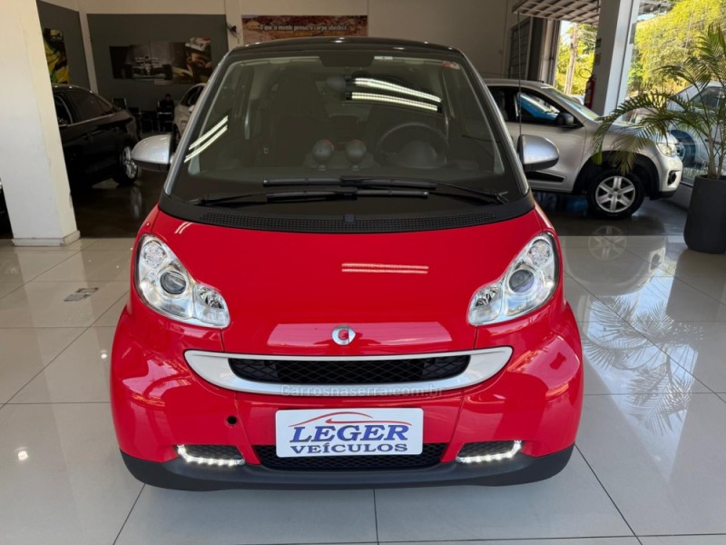 FORTWO 1.0 PASSION COUPÉ 3 CILINDROS 12V GASOLINA 2P AUTOMÁTICO - 2010 - SãO LEOPOLDO