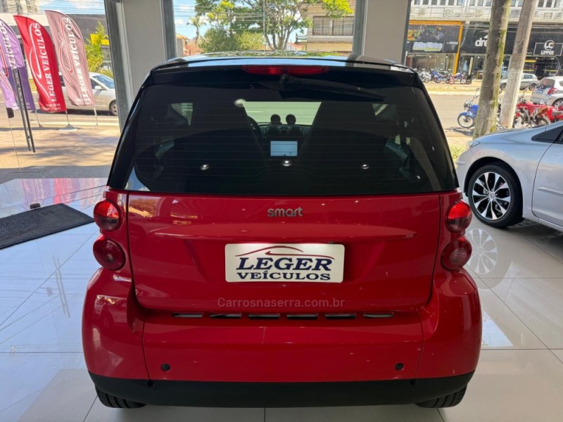 FORTWO 1.0 PASSION COUPÉ 3 CILINDROS 12V GASOLINA 2P AUTOMÁTICO - 2010 - SãO LEOPOLDO