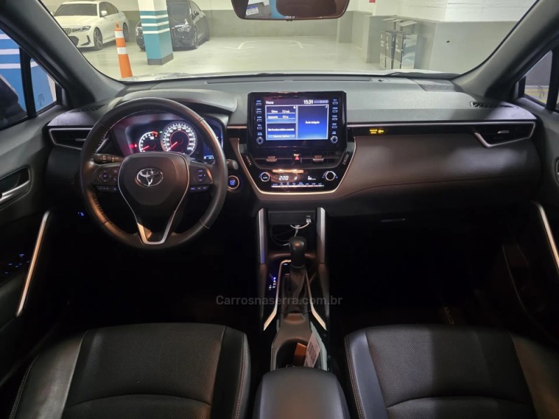 COROLLA 2.0 CROSS XRE 16V FLEX 4P AUTOMÁTICO - 2022 - PORTO ALEGRE