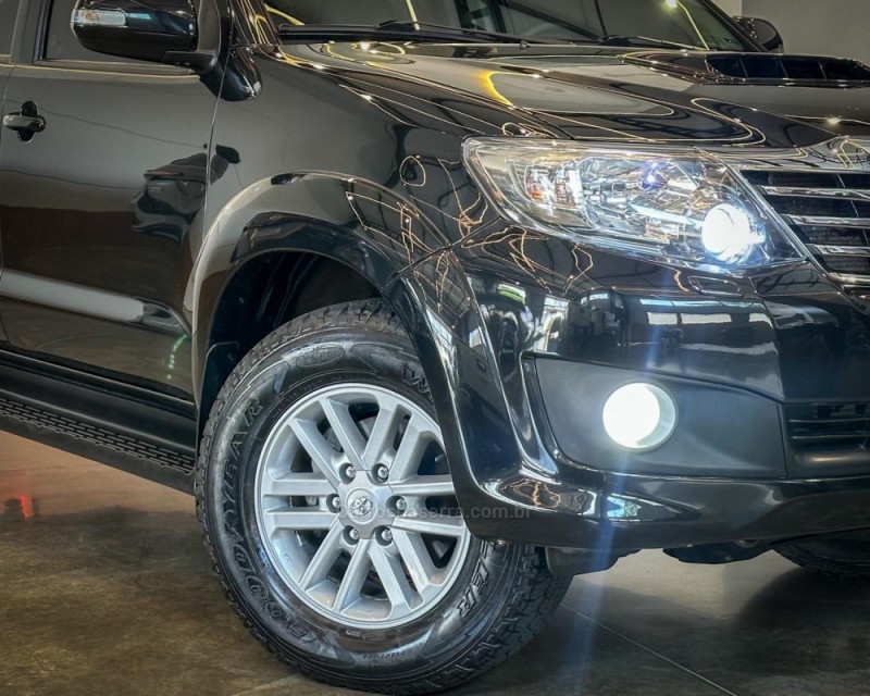HILUX SW4 3.0 SRV 4X4 CD 16V TURBO INTERCOOLER DIESEL 4P AUTOMÁTICO - 2014 - GARIBALDI