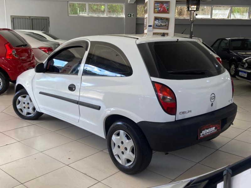 CELTA 1.0 MPFI SUPER 8V GASOLINA 2P MANUAL - 2001 - CAXIAS DO SUL
