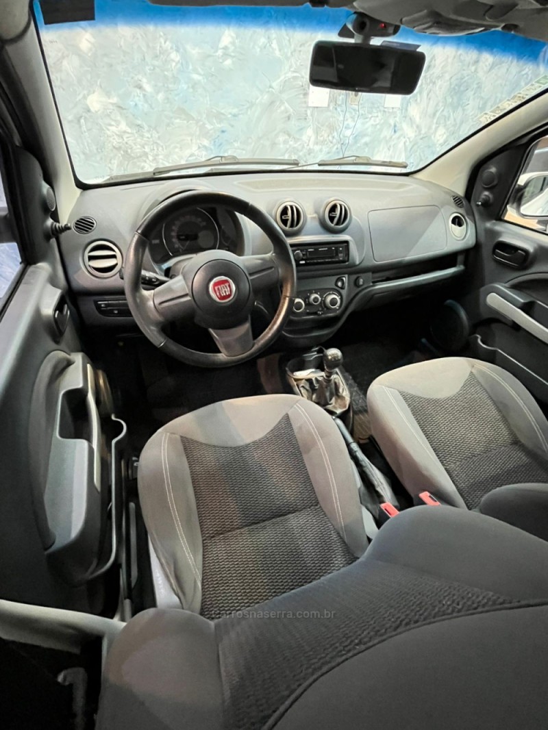 UNO 1.0 EVO VIVACE 8V FLEX 4P MANUAL - 2012 - CAXIAS DO SUL