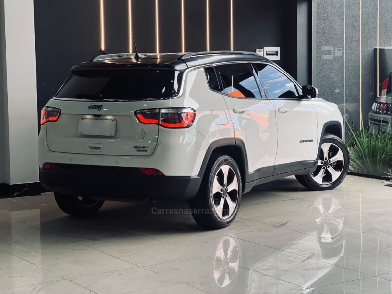 COMPASS 2.0 16V FLEX LONGITUDE AUTOMÁTICO - 2018 - SAPUCAIA DO SUL