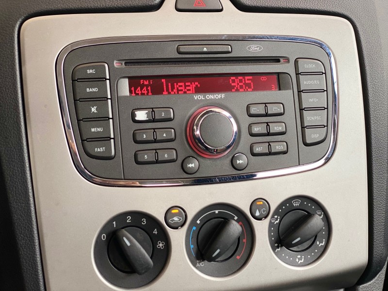 FOCUS 1.6 GLX 8V FLEX 4P MANUAL - 2013 - CAXIAS DO SUL