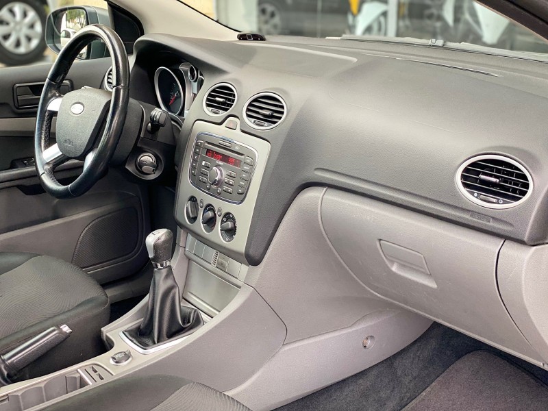 FOCUS 1.6 GLX 8V FLEX 4P MANUAL - 2013 - CAXIAS DO SUL