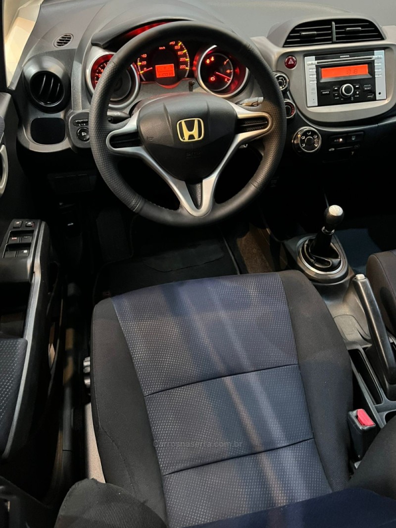 FIT 1.4 LX 8V FLEX 4P MANUAL - 2013 - CAXIAS DO SUL