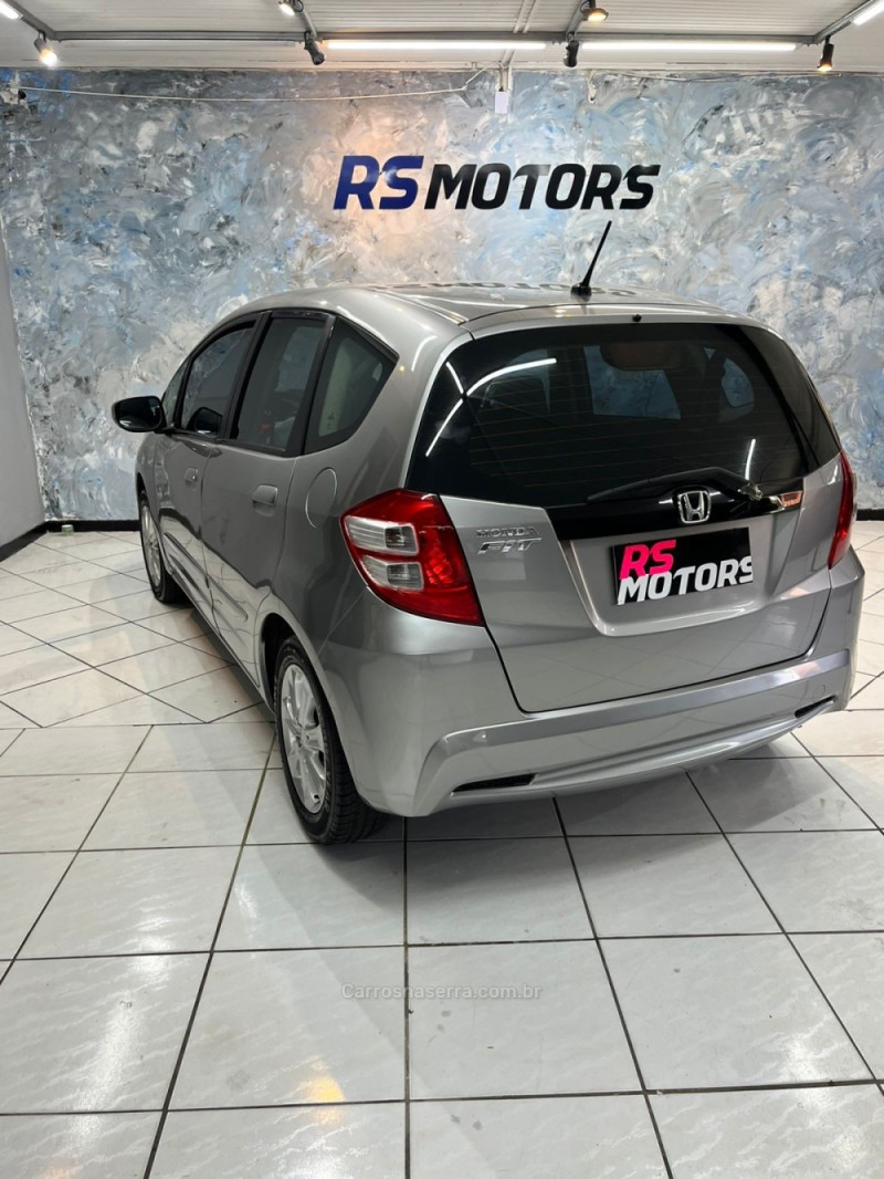 FIT 1.4 LX 8V FLEX 4P MANUAL - 2013 - CAXIAS DO SUL