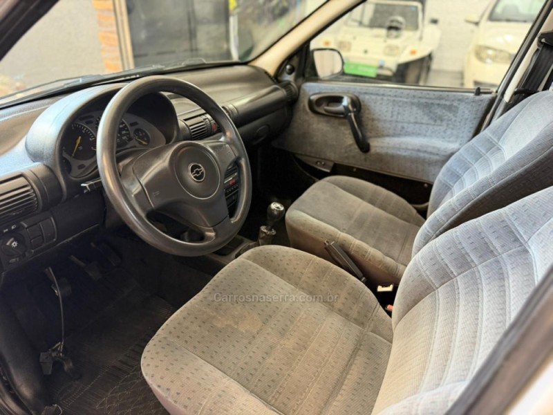 CORSA 1.0 MPFI SUPER SEDAN 8V GASOLINA 4P MANUAL - 1999 - CAXIAS DO SUL