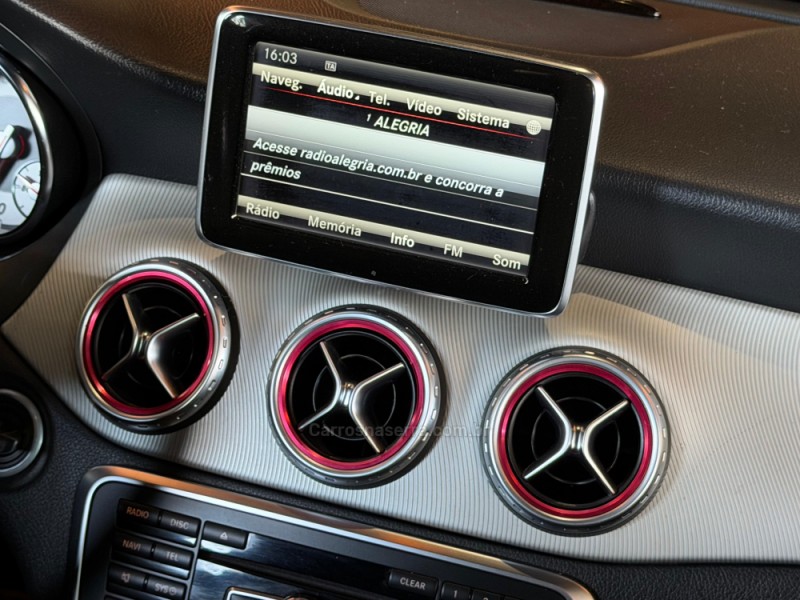 GLA 200 1.6 CGI VISION 16V TURBO FLEX 4P AUTOMÁTICO - 2015 - DOIS IRMãOS