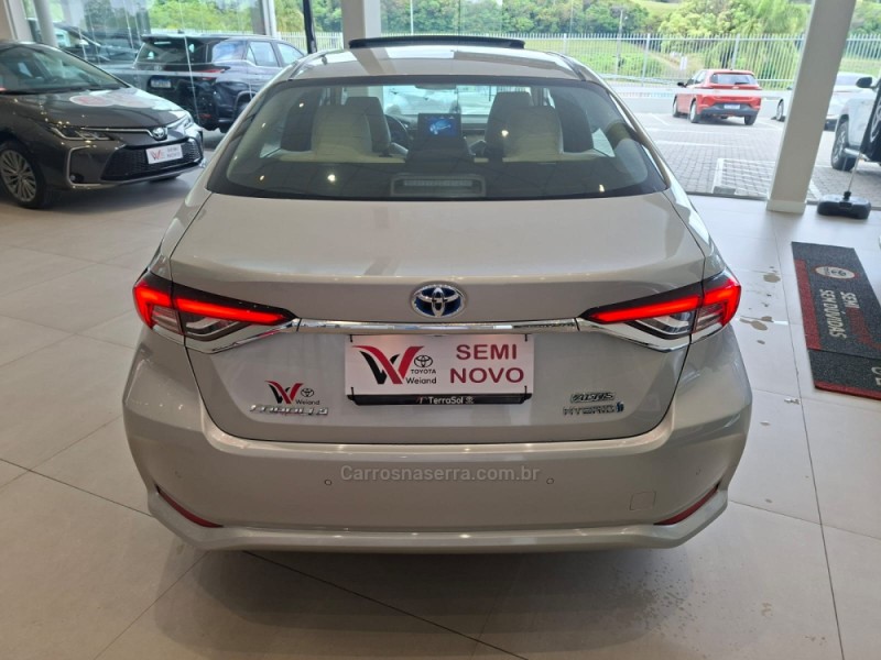 COROLLA 1.8 ALTIS PREMIUM 16V HÍBRIDO 4P AUTOMÁTICO - 2024 - BENTO GONçALVES