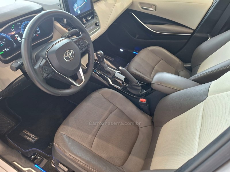 COROLLA 1.8 ALTIS PREMIUM 16V HÍBRIDO 4P AUTOMÁTICO - 2024 - BENTO GONçALVES