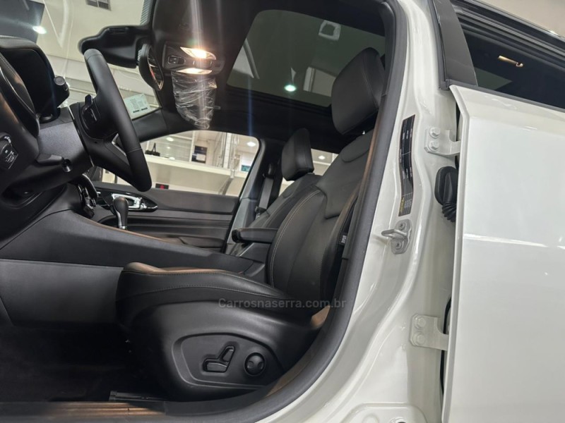 COMPASS 1.3 SERIE S T270 16V TURBO FLEX 4P AUTOMÁTICO - 2025 - NOVO HAMBURGO