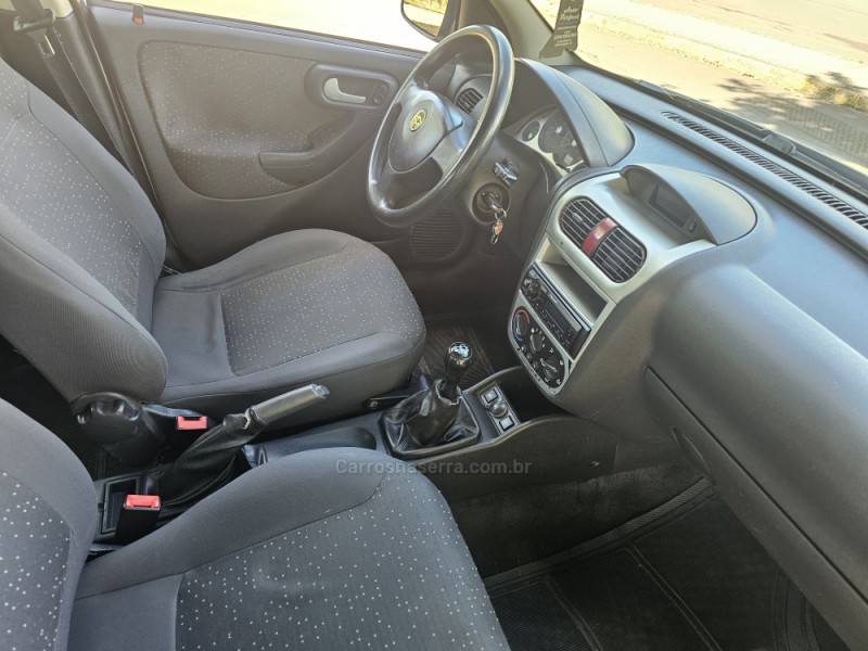 CORSA 1.4 MPFI PREMIUM SEDAN 8V FLEX 4P MANUAL - 2011 - BENTO GONçALVES