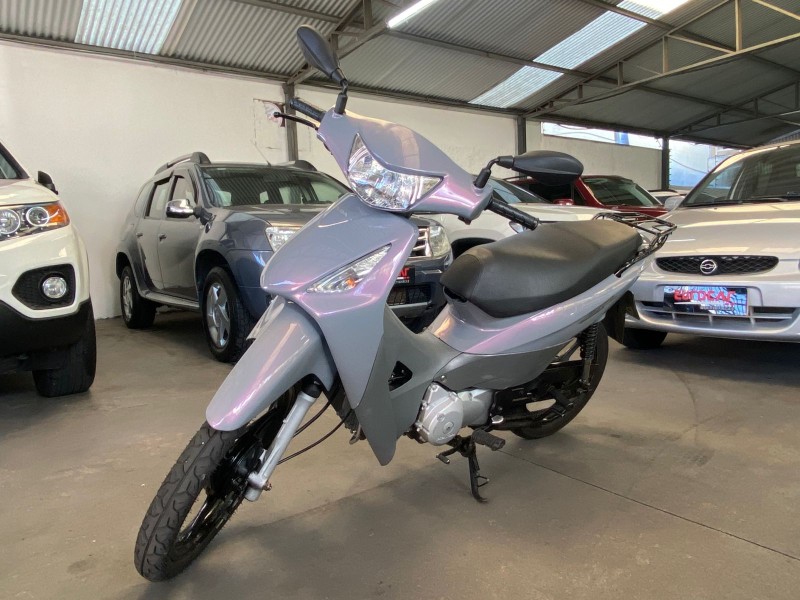 HONDA - BIZ 125 - 2006/2006 - Prata - R$ 7.900,00