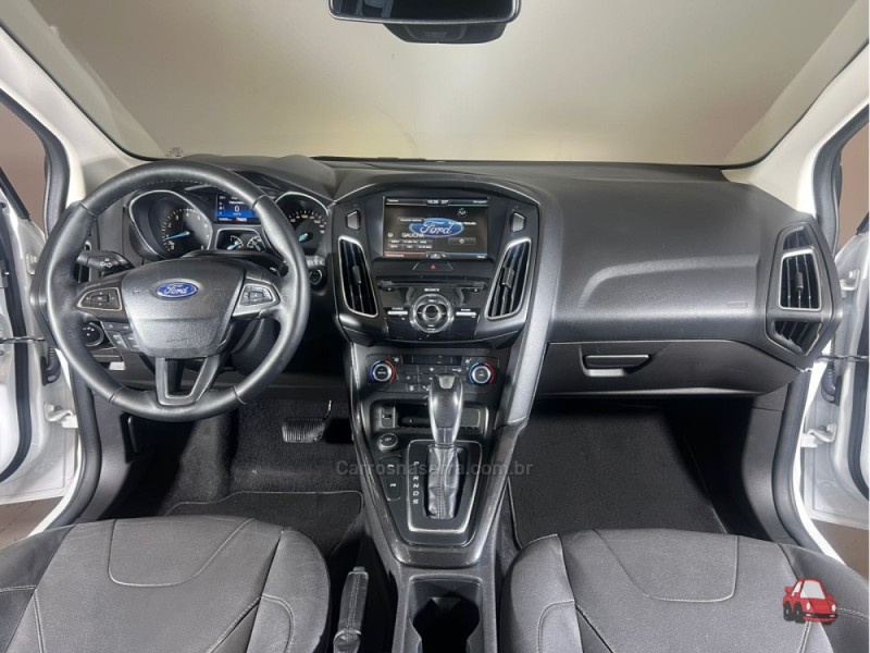 FOCUS 2.0 TITANIUM PLUS 16V FLEX 4P AUTOMÁTICO - 2016 - CAXIAS DO SUL