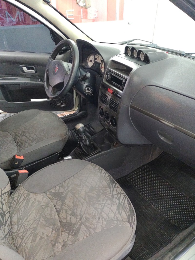 PALIO 1.8 MPI ADVENTURE WEEKEND 8V FLEX 4P MANUAL - 2009 - CAXIAS DO SUL