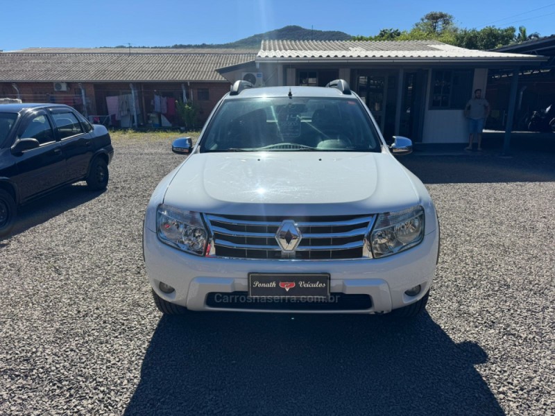 DUSTER 1.6 DYNAMIQUE 4X2 16V FLEX 4P MANUAL - 2014 - IGREJINHA