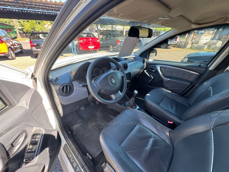 DUSTER 1.6 DYNAMIQUE 4X2 16V FLEX 4P MANUAL - 2014 - IGREJINHA