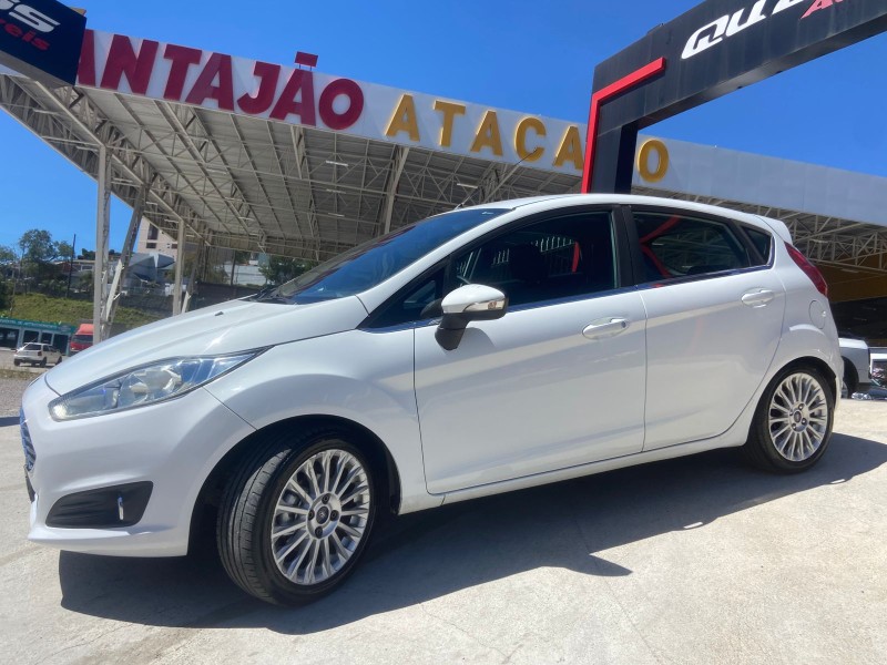 FIESTA 1.6 TITANIUM HATCH 16V FLEX 4P AUTOMÁTICO - 2014 - CAXIAS DO SUL