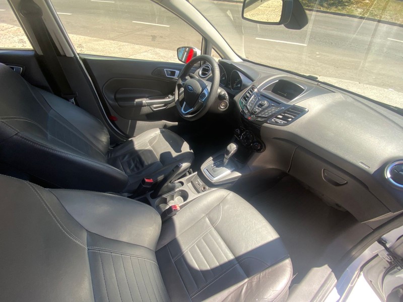 FIESTA 1.6 TITANIUM HATCH 16V FLEX 4P AUTOMÁTICO - 2014 - CAXIAS DO SUL