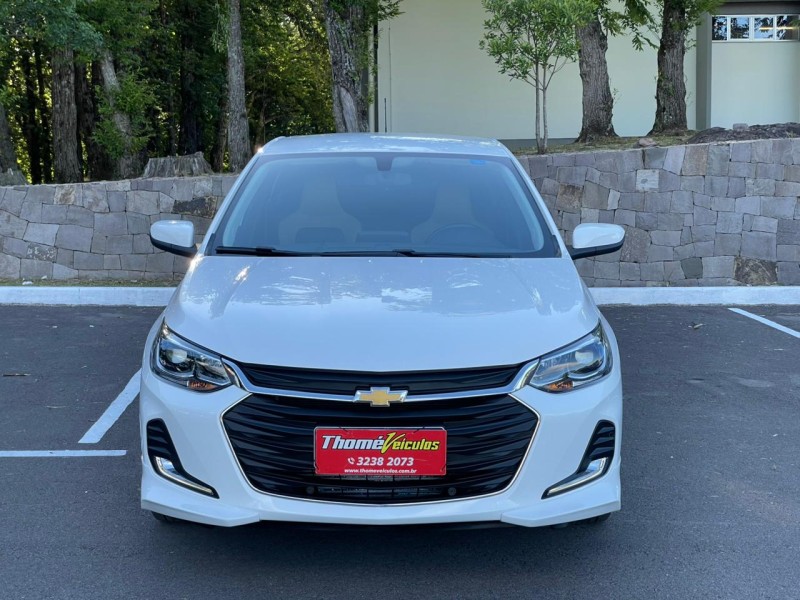 ONIX 1.0	PREMIER II PLUS 12V TURBO FLEX 4P AUTOMÁTICO - 2024 - CAXIAS DO SUL