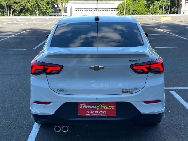 ONIX 1.0	PREMIER II PLUS 12V TURBO FLEX 4P AUTOMÁTICO - 2024 - CAXIAS DO SUL