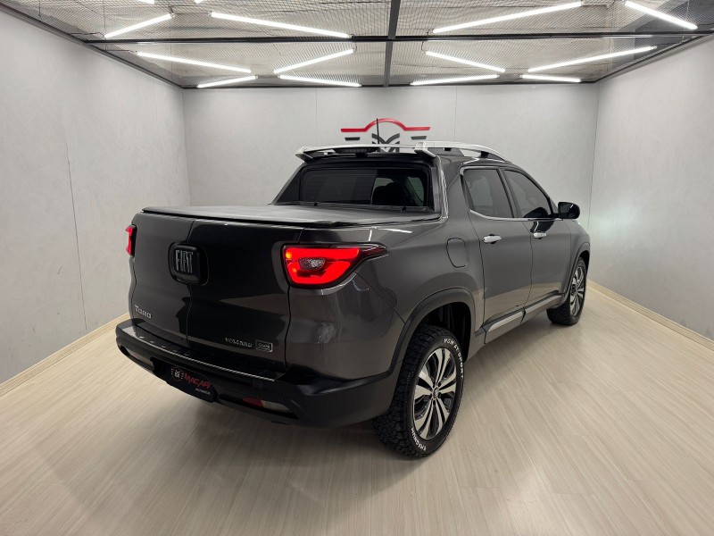 TORO 2.0 16V TURBO DIESEL VOLCANO AT9 4X4 AUTOMÁTICO - 2022 - CAXIAS DO SUL