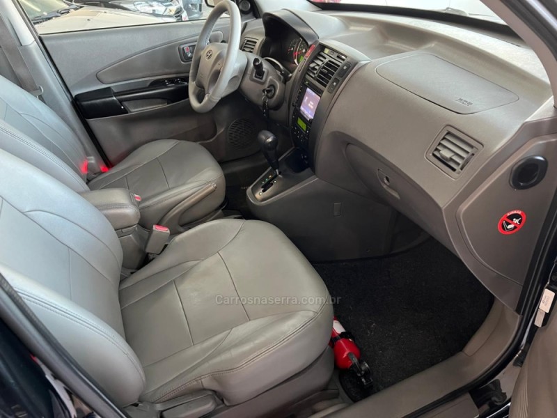 TUCSON 2.0 MPFI GLS 16V 143CV 2WD FLEX 4P AUTOMÁTICO - 2015 - CAXIAS DO SUL