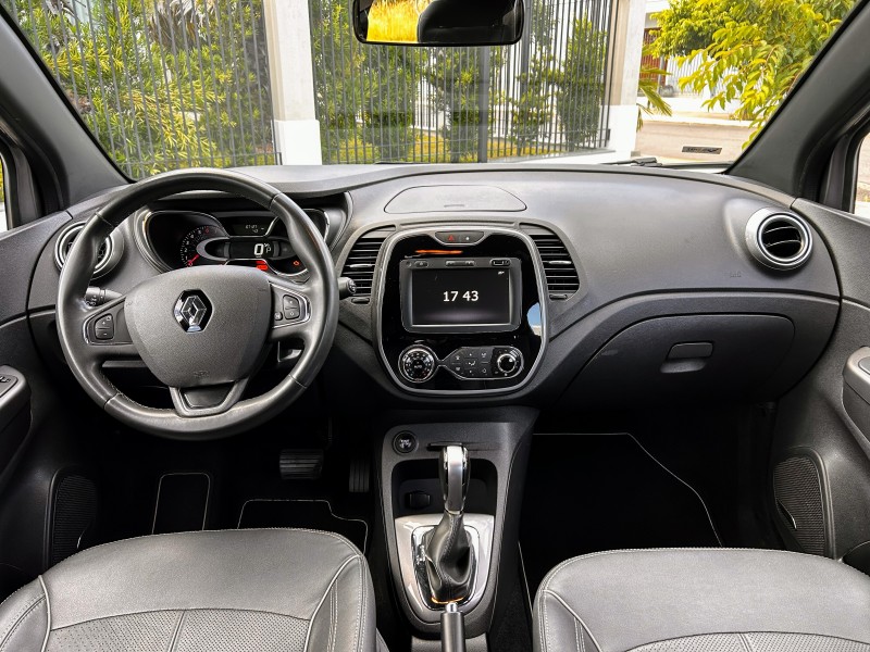 CAPTUR 1.6 16V INTENSE BOSE FLEX 4P AUTOMÁTICO - 2021 - BENTO GONçALVES