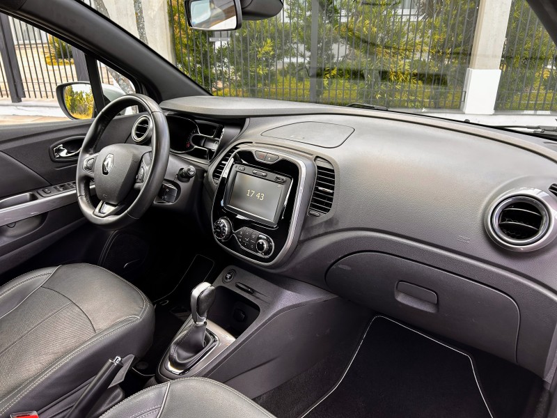 CAPTUR 1.6 16V INTENSE BOSE FLEX 4P AUTOMÁTICO - 2021 - BENTO GONçALVES