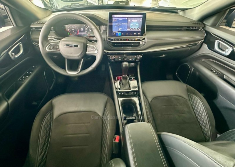 COMPASS 2.0 HURRICANE BLACKHAWK 4X4 TURBO GASOLINA 4P AUTOMÁTICO - 2025 - NOVO HAMBURGO