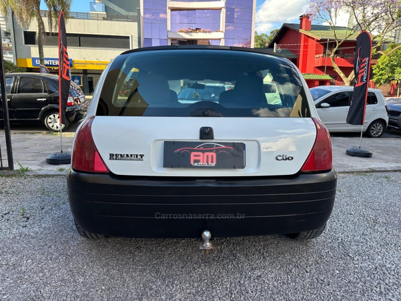 CLIO 1.0 RL 16V GASOLINA 4P MANUAL - 2001 - CAXIAS DO SUL