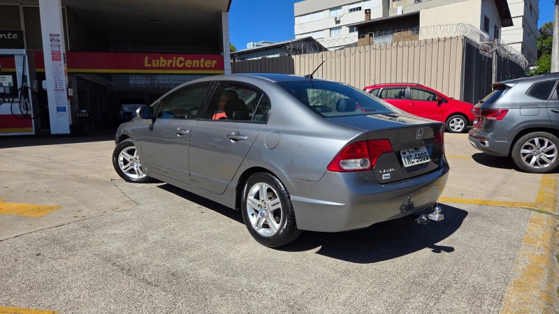 CIVIC 1.8 EXS 16V GASOLINA 4P AUTOMÁTICO - 2007 - CAXIAS DO SUL