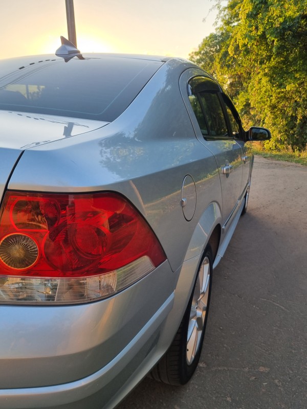 VECTRA 2.4 MPFI ELITE 16V FLEX 4P AUTOMÁTICO - 2007 - ARROIO DO MEIO