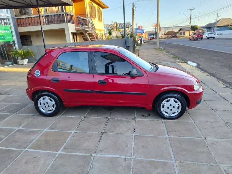 CELTA 1.0 MPFI VHC 8V GASOLINA 4P MANUAL - 2003 - VACARIA
