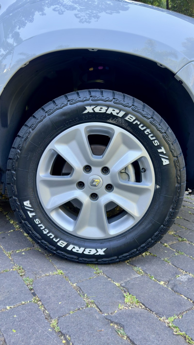 DUSTER OROCH 1.6 16V FLEX EXPRESSION 4P MANUAL - 2018 - CAXIAS DO SUL