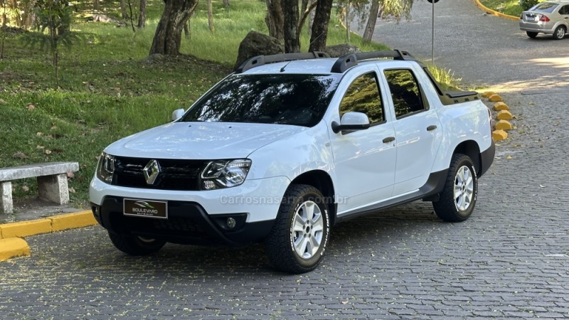 DUSTER OROCH 1.6 16V FLEX EXPRESSION 4P MANUAL - 2018 - CAXIAS DO SUL