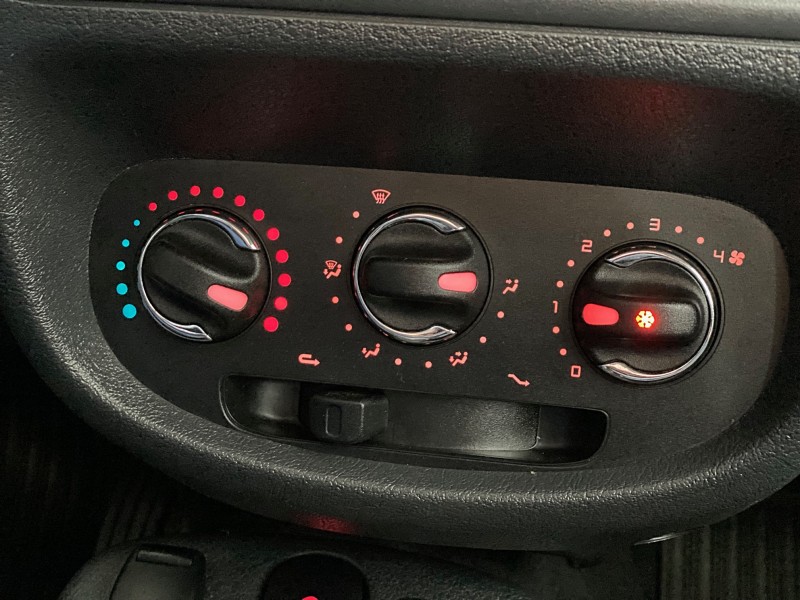 CLIO 1.0 EXPRESSION 16V FLEX 4P MANUAL - 2016 - CAXIAS DO SUL