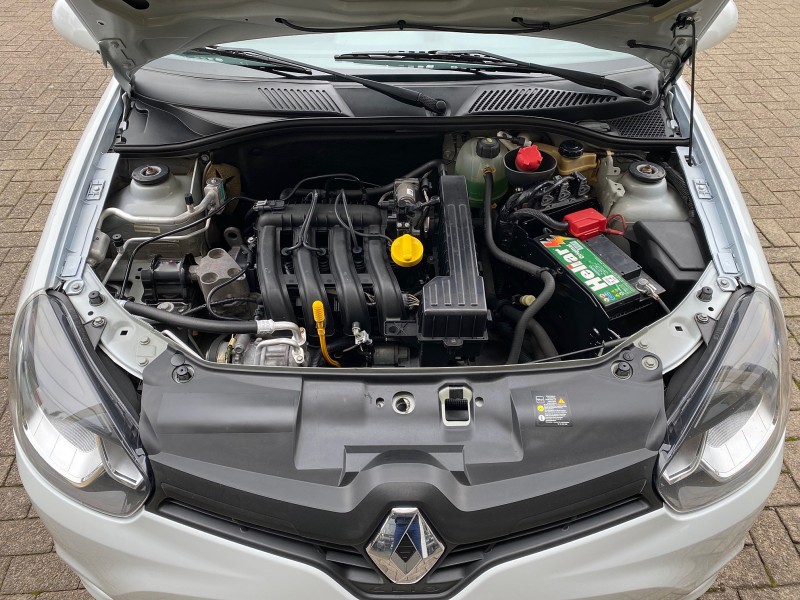 CLIO 1.0 EXPRESSION 16V FLEX 4P MANUAL - 2016 - CAXIAS DO SUL