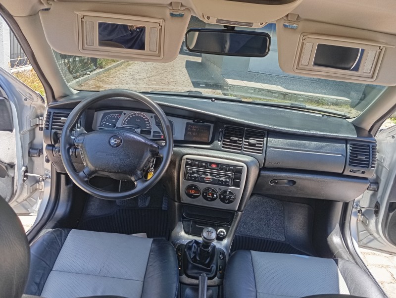 VECTRA 2.2 MPFI CHALLENGE 16V GASOLINA 4P MANUAL - 2002 - CAXIAS DO SUL