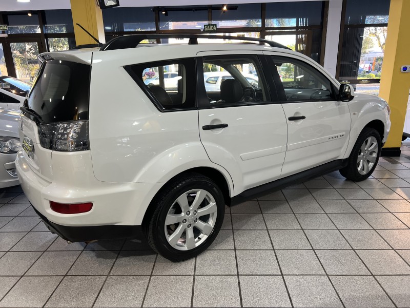 OUTLANDER 2.0 16V GASOLINA 4P AUTOMÁTICO - 2013 - CAXIAS DO SUL