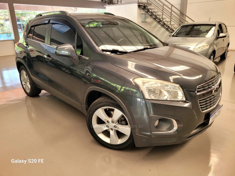 tracker 1.8 mpfi ltz 4x2 16v flex 4p automatico 2014 nova prata