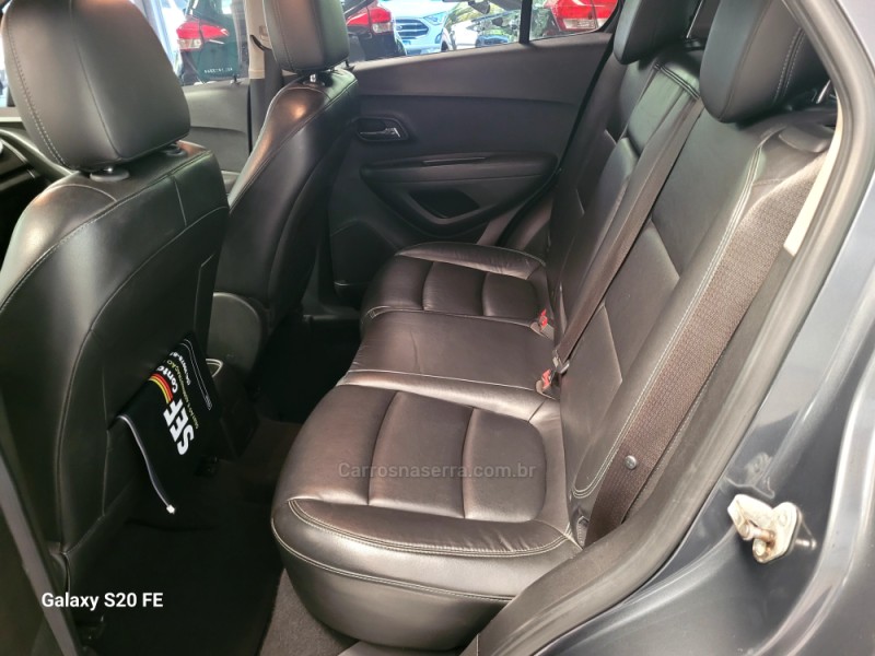 TRACKER 1.8 MPFI LTZ 4X2 16V FLEX 4P AUTOMÁTICO - 2014 - NOVA PRATA