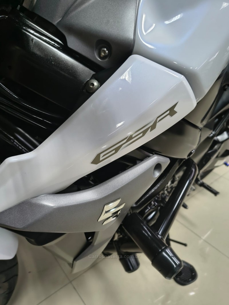 GSR 750 - 2016 - CAXIAS DO SUL