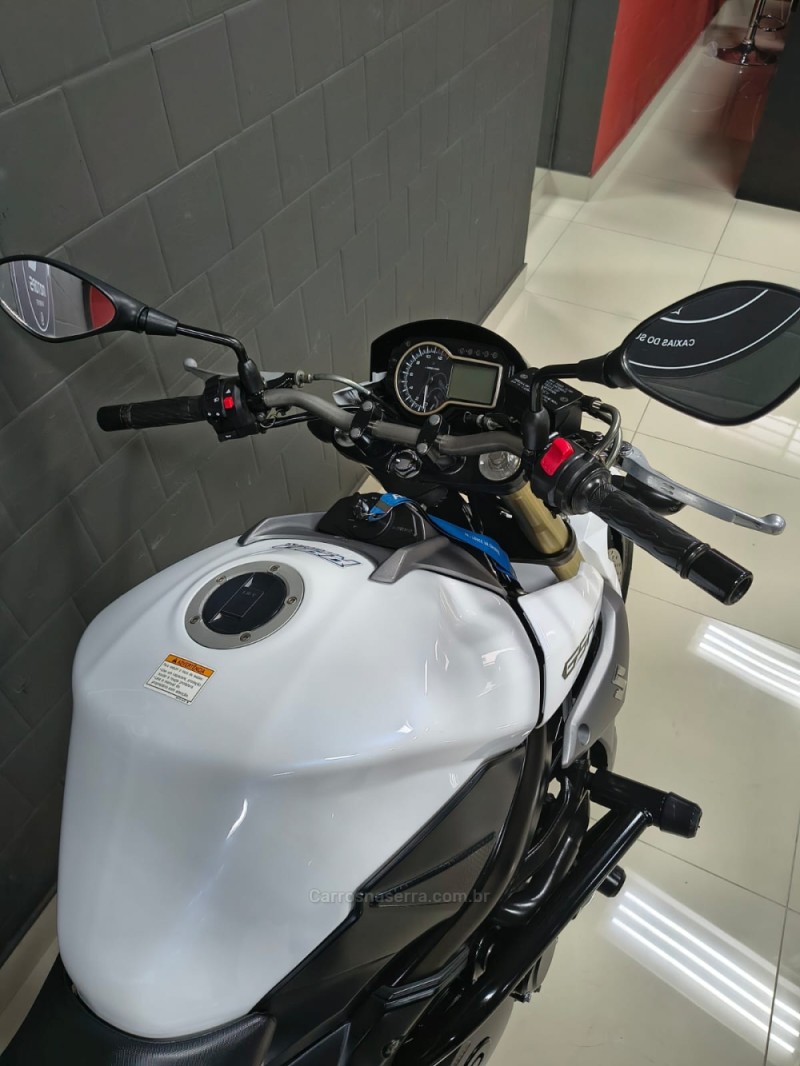 GSR 750 - 2016 - CAXIAS DO SUL