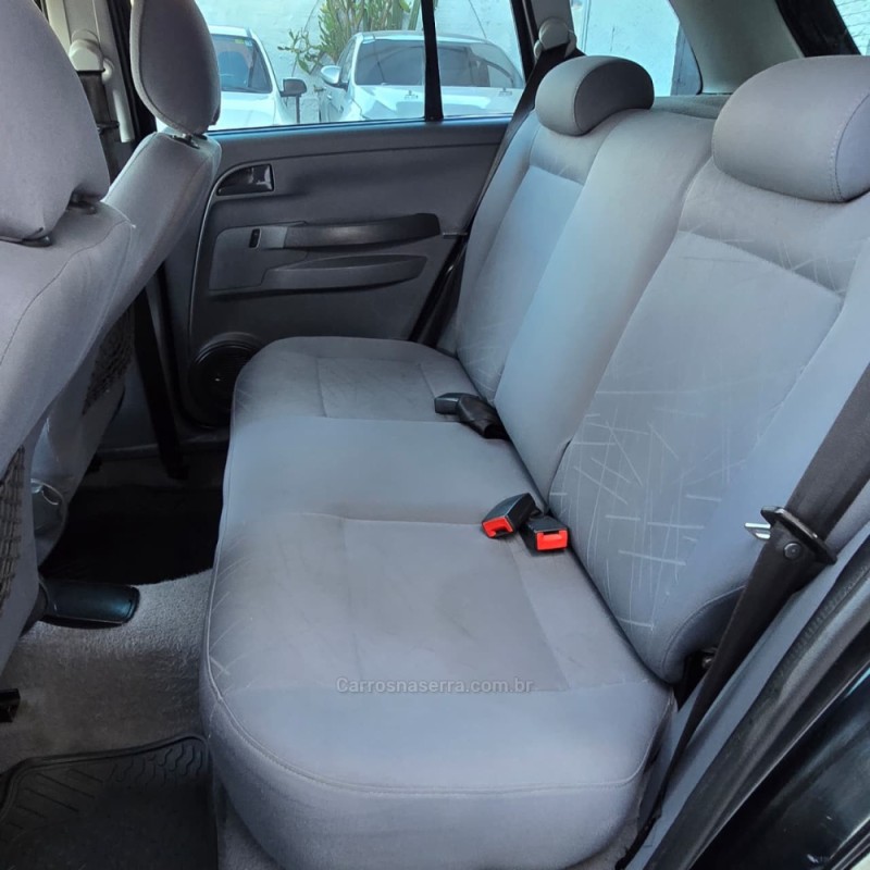 SPACEFOX 1.6 MI 8V FLEX 4P MANUAL - 2008 - CAXIAS DO SUL