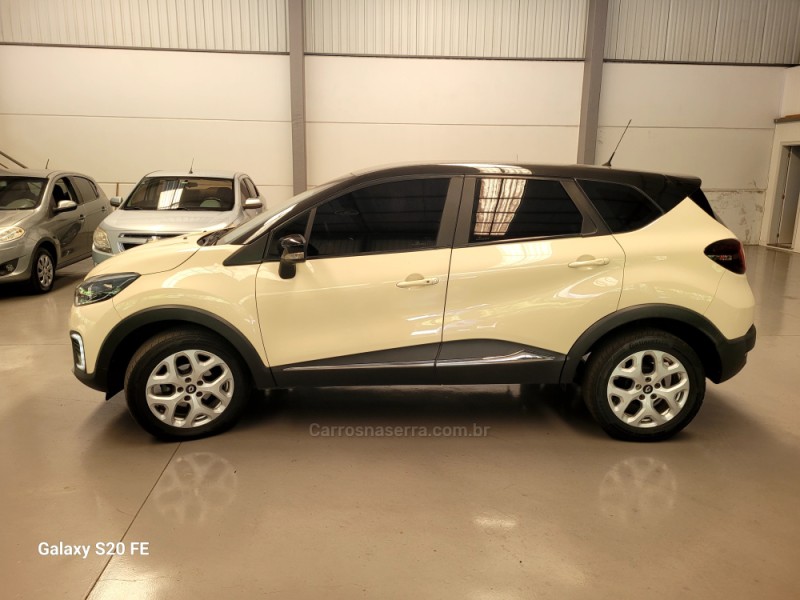 CAPTUR 1.6 16V FLEX ZEN AUTOMÁTICO - 2019 - NOVA PRATA