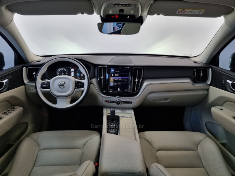 XC60 2.0 T8 MOMENTUM HYBRID GASOLINA 4P AUTOMÁTICO - 2021 - CAXIAS DO SUL