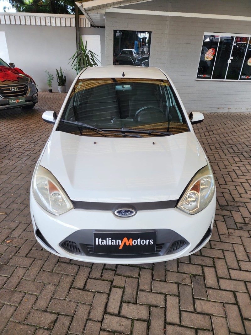 FIESTA 1.6 MPI CLASS HATCH 8V FLEX 4P MANUAL - 2014 - CAXIAS DO SUL