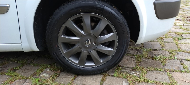 MÉGANE 1.6 DYNAMIQUE GRAND TOUR 16V FLEX 4P MANUAL - 2012 - CAXIAS DO SUL